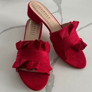 Journee Collection Red Ruffle low heels size 11 new